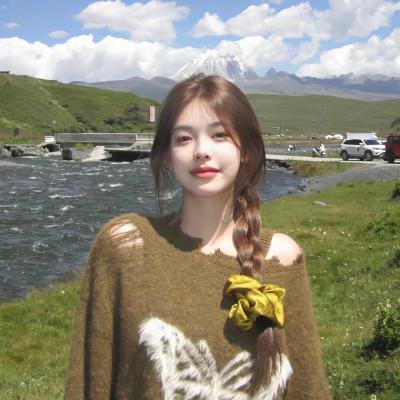 钱信伊:地下酒吧